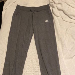 Nike Men’s Gray Sweatpants